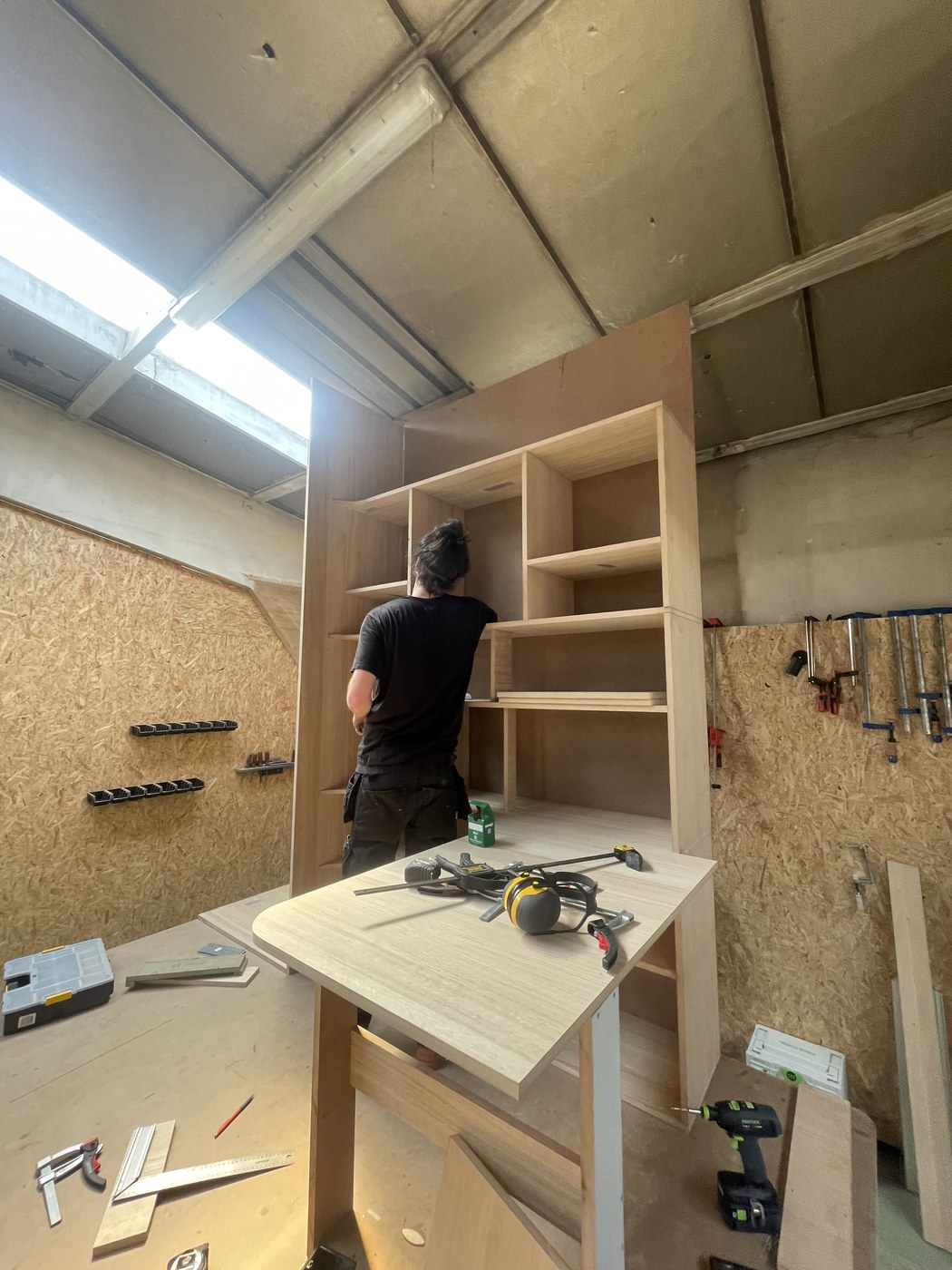 Bureau bibliothèque Versailles — fabrication en atelier