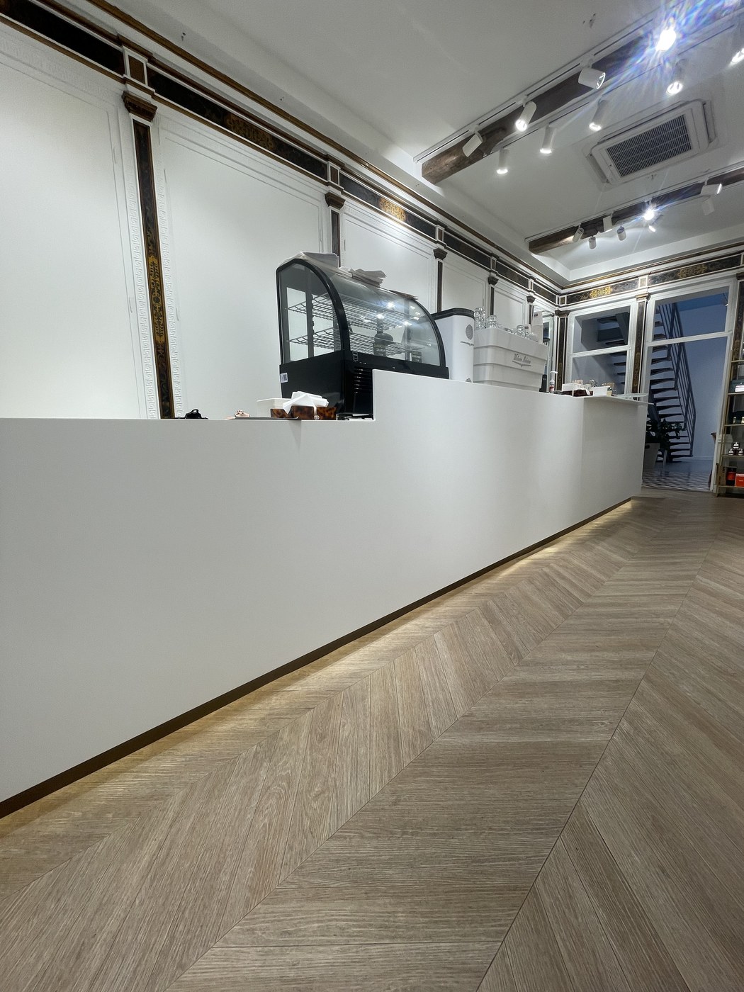 Comptoir coffee shop — détail