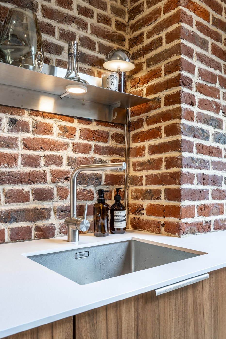Cuisine Moodernist Lille — plan compact blanc, vue 2