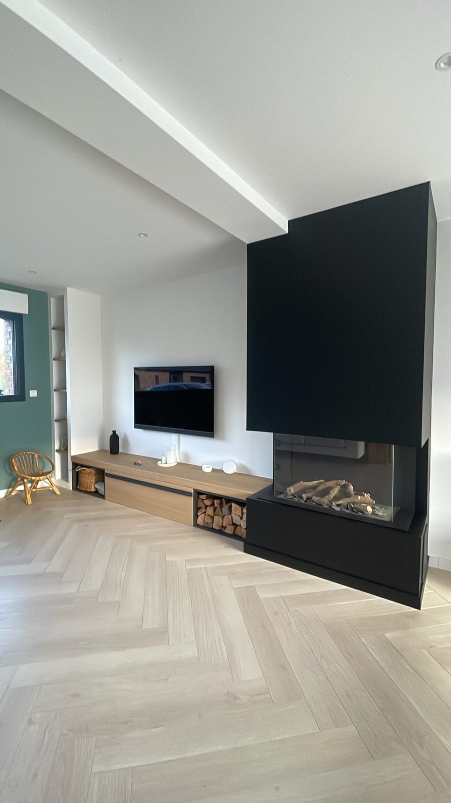 Meuble TV Shinnoki Ivory Oak avec range-bûches Valchromat — Radinghem-en-Weppes